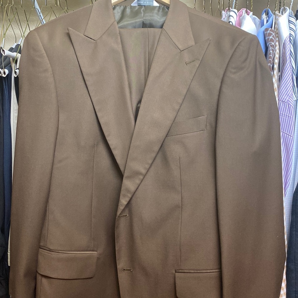 46 long brown Mens suit WIDE PEAK